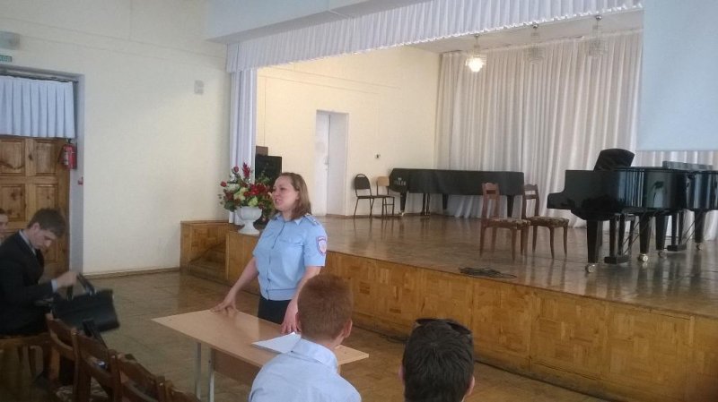 24 мая 2018 года перед студентами колледжа искусств выступила инспектор ОПДН МВД "Сызранское" Е.С. Лаптева