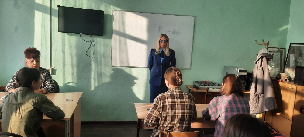 профилактическая беседа со студентами