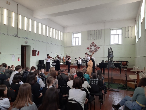 7 апреля в колледже искусств состоялся отчётный концерт отделения духовых и ударных инструментов.  